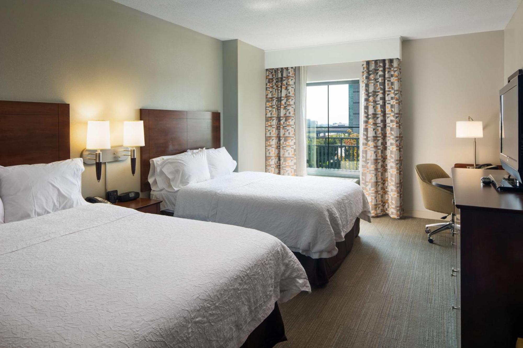 Hampton Inn & Suites Little Rock-Downtown מראה חיצוני תמונה
