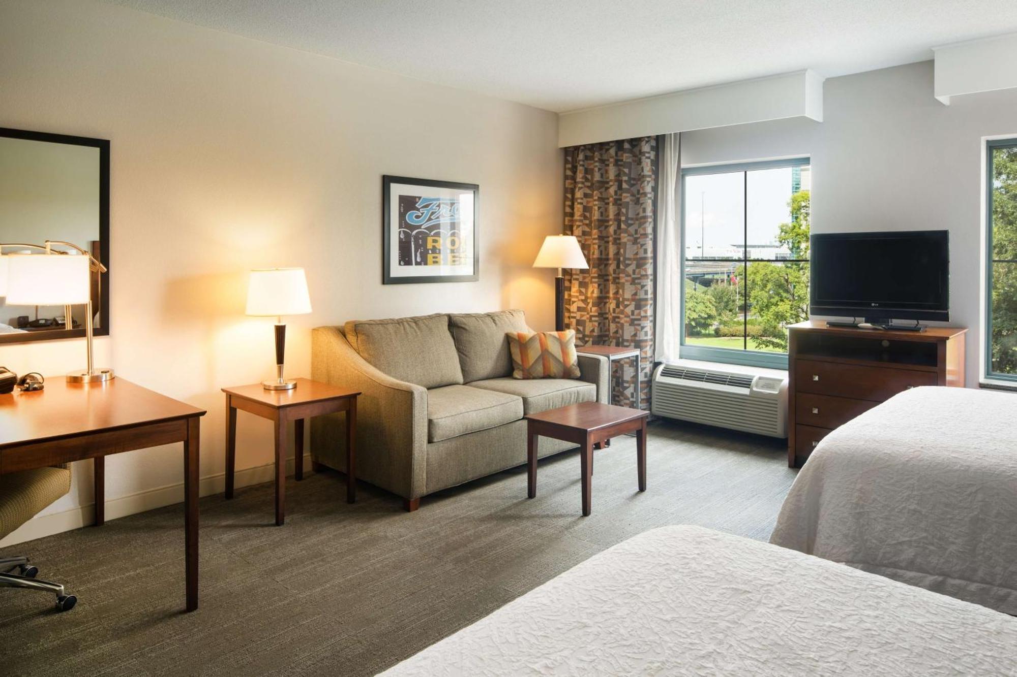 Hampton Inn & Suites Little Rock-Downtown מראה חיצוני תמונה